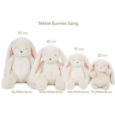 Bunnies By The Bay knuffel Nibble Konijn extra groot creme