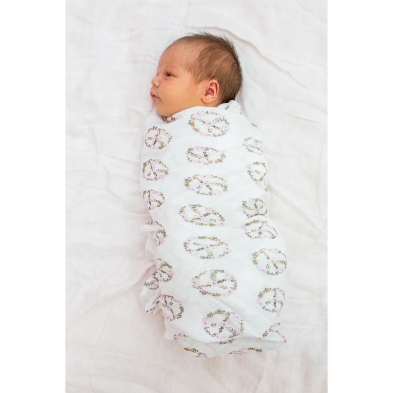 Lulujo bamboo swaddle large Peace