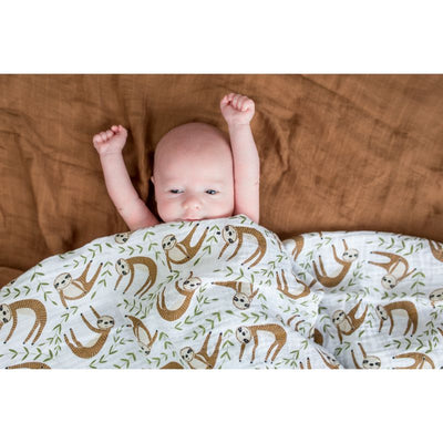 Lulujo swaddle large Modern Sloth