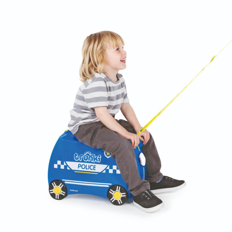 Trunki Ride On kinderkoffer Percy Politiewagen